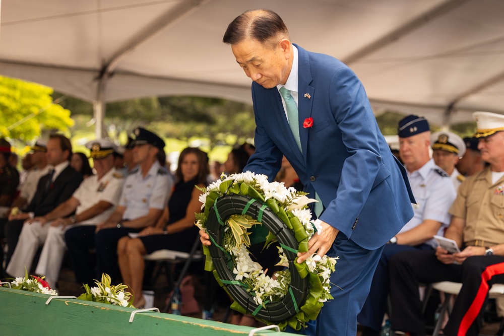 Distinguished Visitors Honor the 2025 ANZAC Day with Memorial Wreaths
