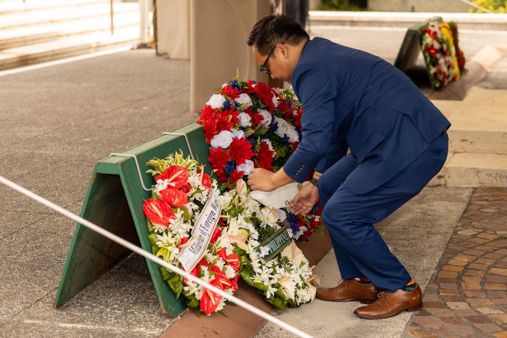 Distinguished Visitors Honor the 2025 ANZAC Day with Memorial Wreaths