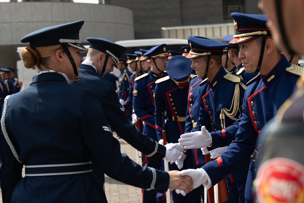 Honor Meets Honor: U.S. Air Force Drill Team Visits JGSDF Special Guard