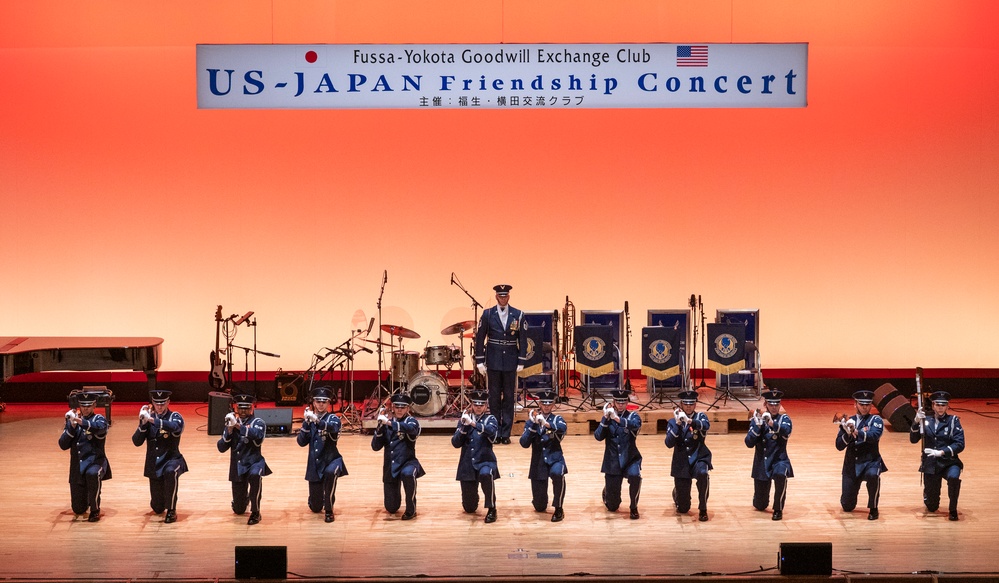 Yokota Honor Guardsmen meet U.S. Air Force Honor Guard Drill Team