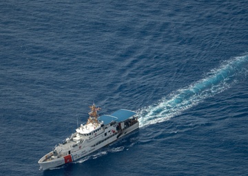 Coast Guard, agency partners continue search for man in water off Hawaii