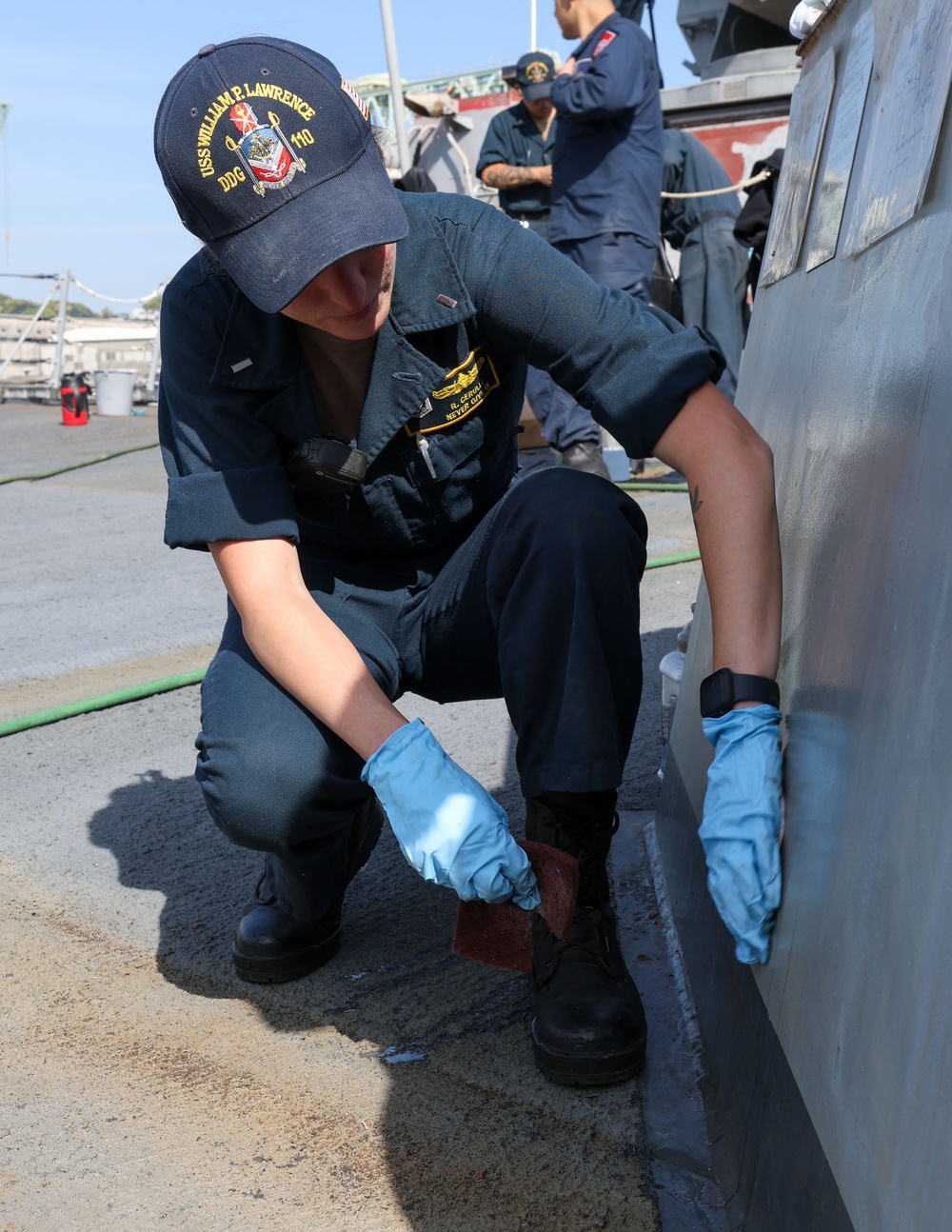 USS William P. Lawrence (DDG 110) Conducts Topside Preservation