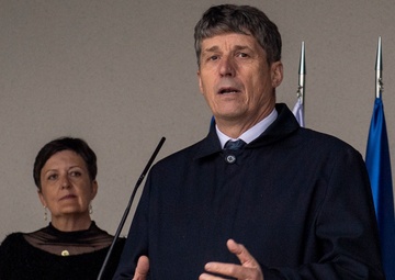 Aviano AB honors "Dark Eyes" in Andraž