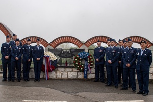 Newscast (24NOV26) WWll remembrance ceremony