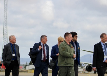 EUROCONTROL Director General visits U.S. VP Squadrons