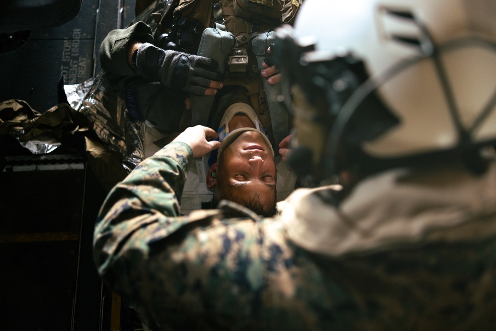 Balikatan 25: VMM-364 conducts tactical recovery of aircraft and personnel training