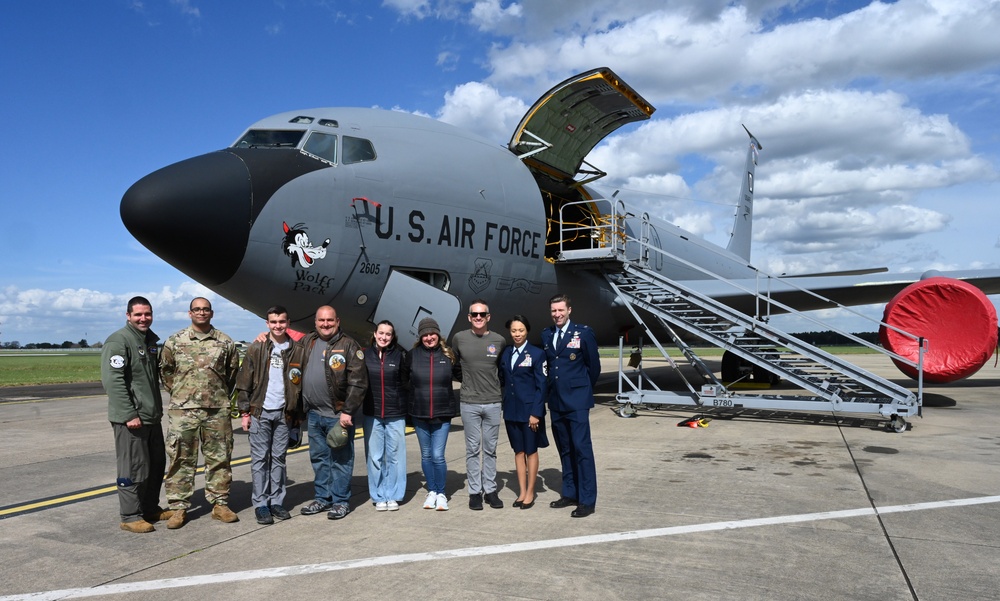 100th ARW legacy comes full circle as WWII veteran, Capt. Bob Wolff, returns 'home' to Thorpe Abbotts