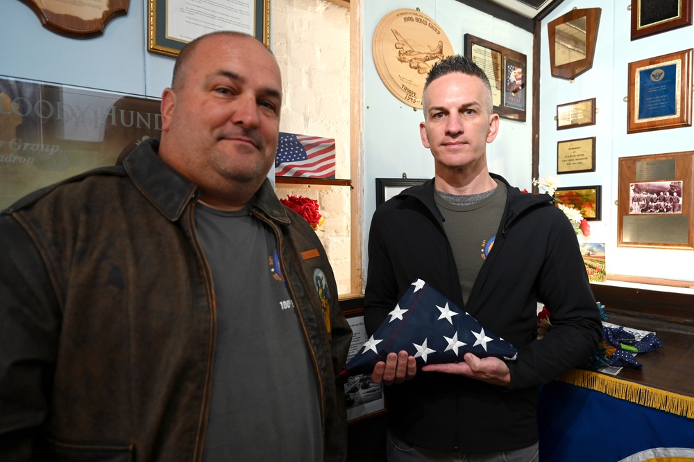 100th ARW legacy comes full circle as WWII veteran, Capt. Bob Wolff, returns 'home' to Thorpe Abbotts