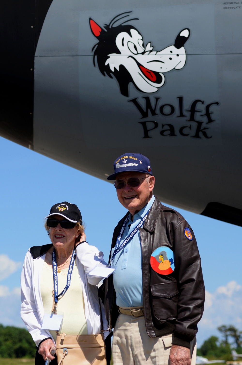 100th ARW legacy comes full circle as WWII veteran, Capt. Bob Wolff, returns 'home' to Thorpe Abbotts