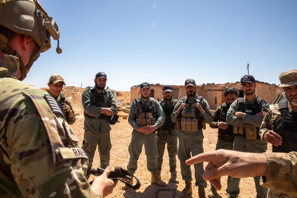 U.S. Army Soldiers train with Syrian Partner forces on Live Fire and Medical Exercises