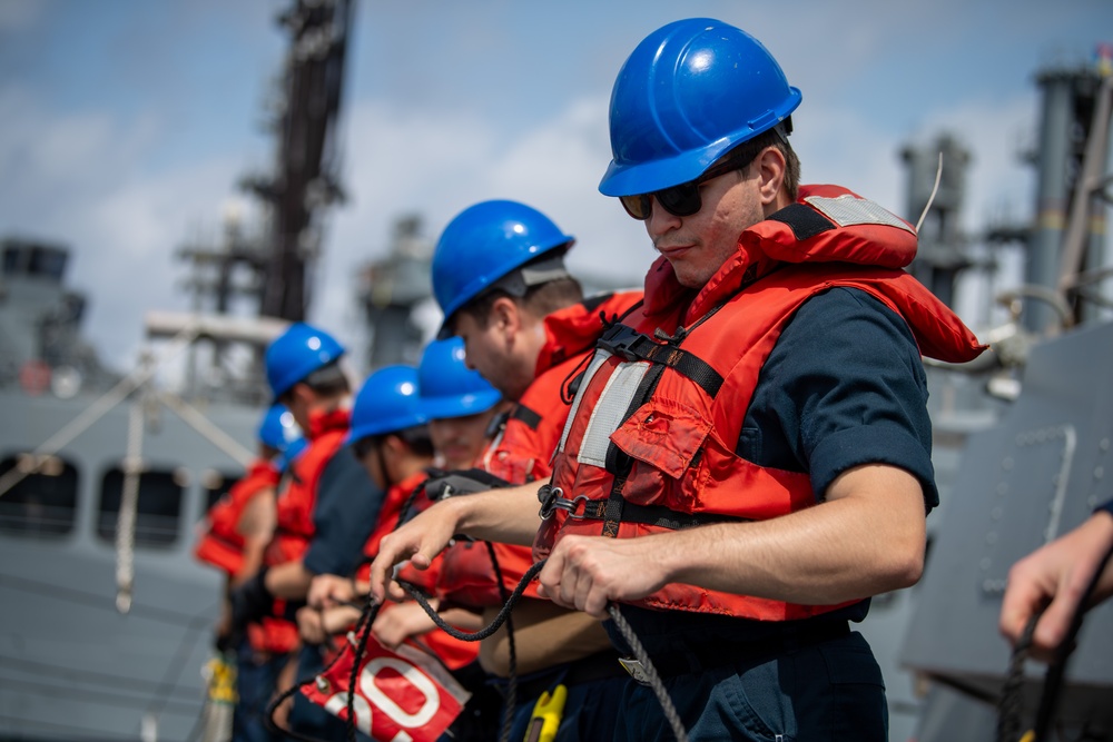 USS Gridley Underway Replenishment