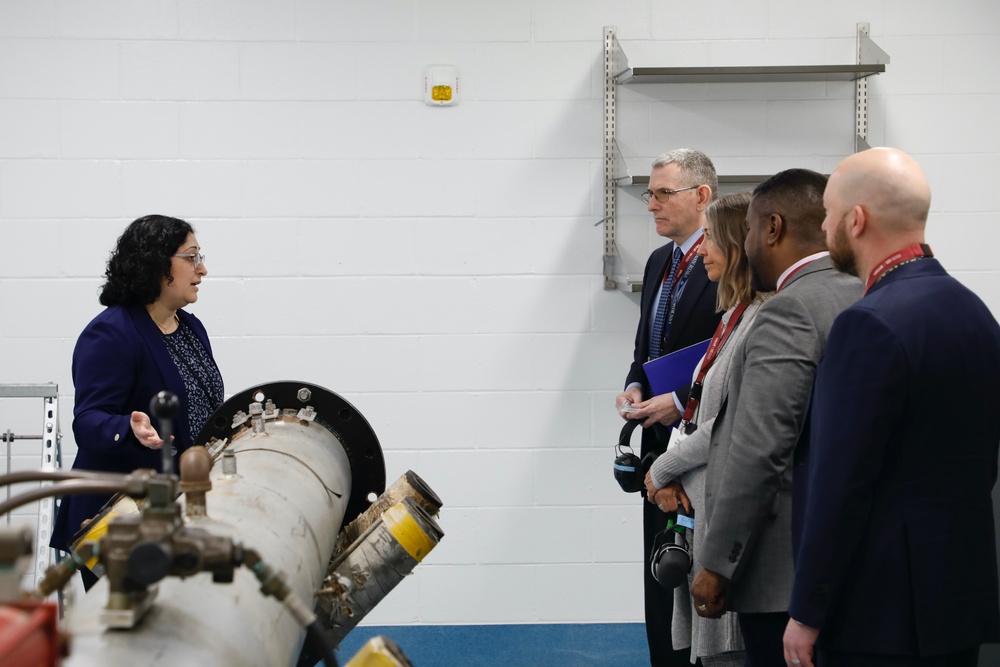 NMRC hosts DASN RDT&amp;E Tour