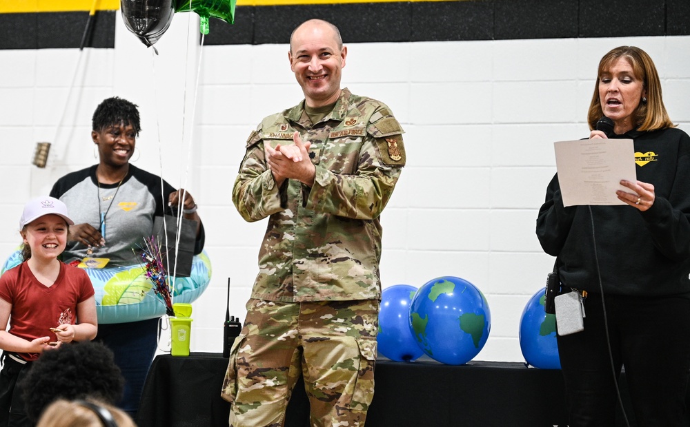 The 20th CES and High Hills Elementary partner for Earth Day