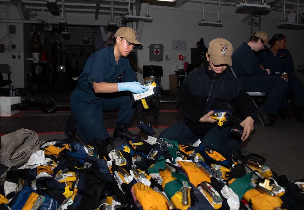 Essex Boatswain's Mate's Conduct Maintenance and Small Boat Operations
