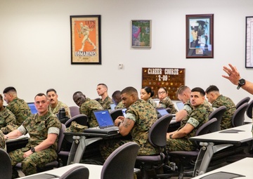 Staff Noncommissioned Officer Leadership School pilot course; New unified curriculum streamlines education and leadership development training