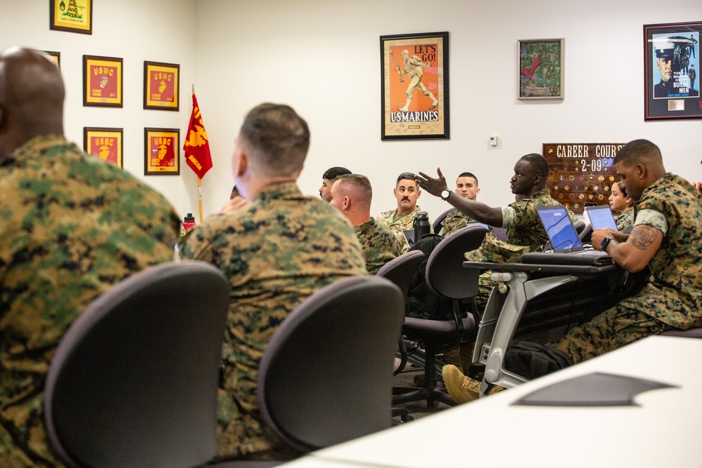 Staff Noncommissioned Officer Leadership School pilot course; New unified curriculum streamlines education and leadership development training