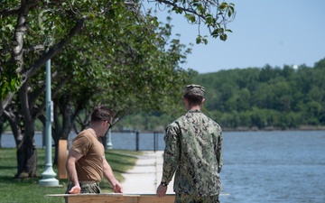 USNA MIDSHIPMEN CONDUCT ARCHIMEDES SOLAR RAY TEST