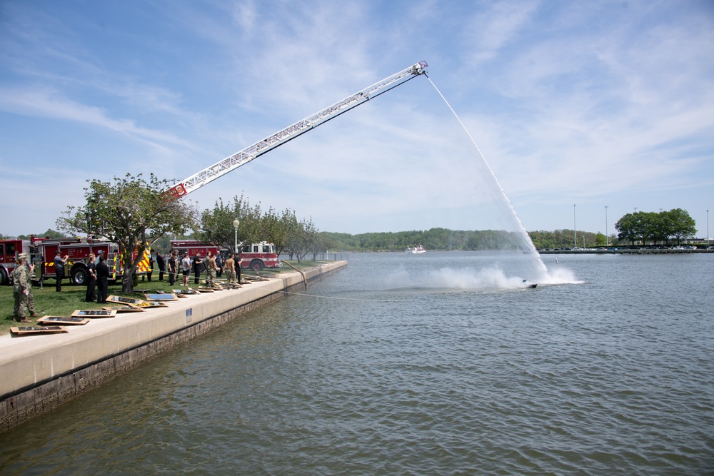 USNA MIDSHIPMEN CONDUCT ARCHIMEDES SOLAR RAY TEST