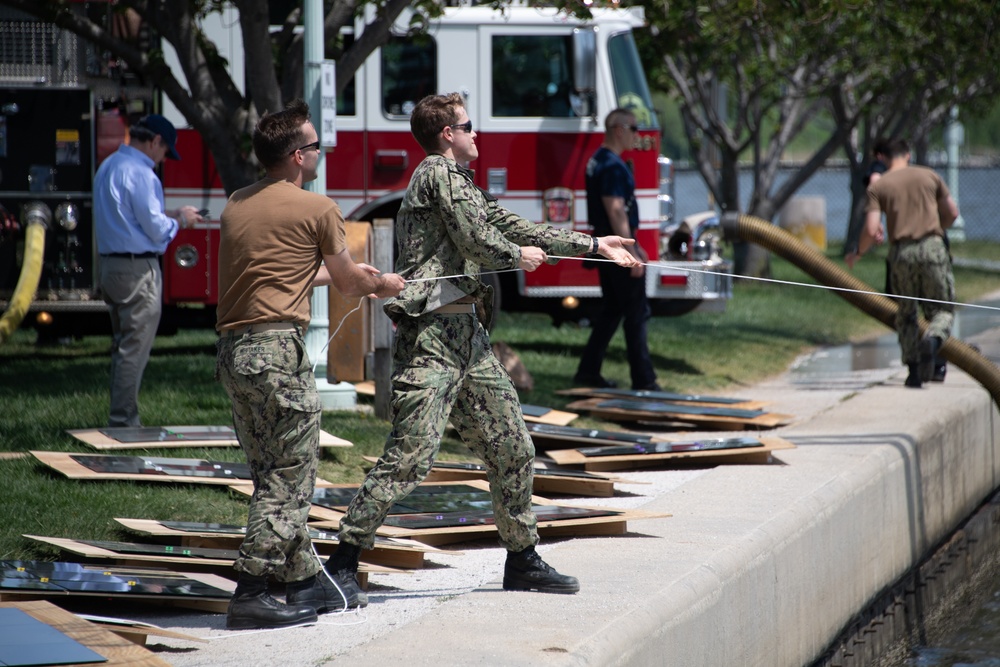 USNA MIDSHIPMEN CONDUCT ARCHIMEDES SOLAR RAY TEST