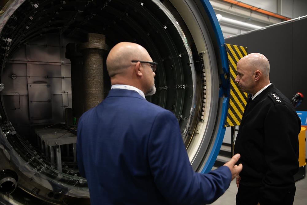 Acting Chief of Naval Operations Strengthens Relations with Industrial Base at Accelerated Training in Defense Manufacturing Summit