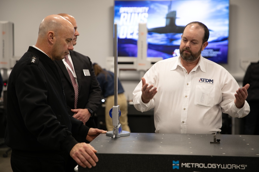 Acting Chief of Naval Operations Strengthens Relations with Industrial Base at Accelerated Training in Defense Manufacturing Summit