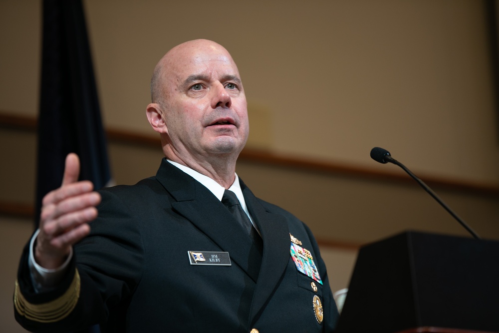 Acting Chief of Naval Operations Strengthens Relations with Industrial Base at Accelerated Training in Defense Manufacturing Summit
