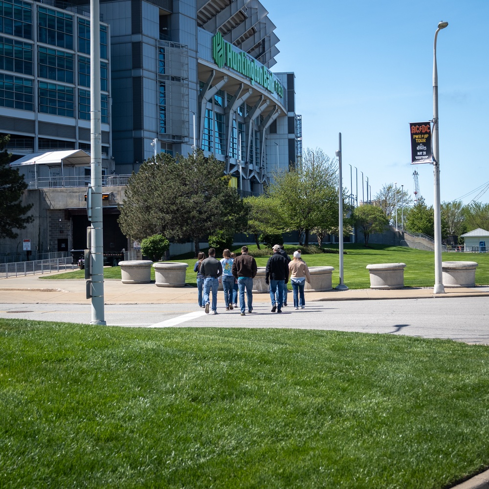 USACE Buffalo District Participates in SAAPM Walk