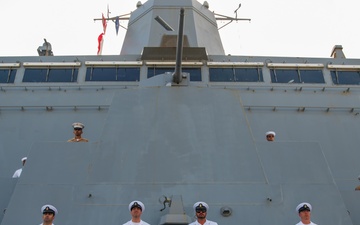 USS New York Departs Fleet Week Fort Lauderdale 2025