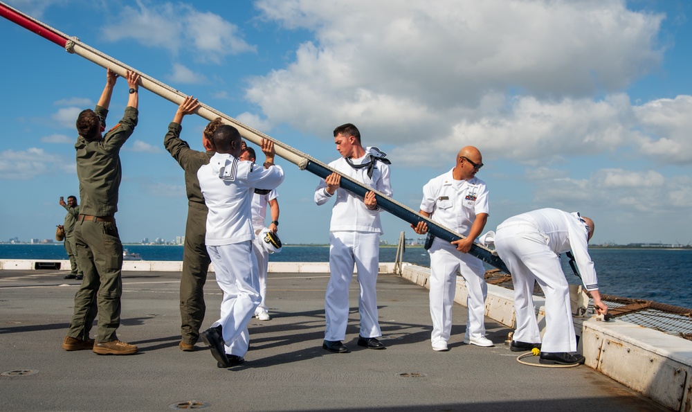 USS New York Departs Fleet Week Fort Lauderdale 2025
