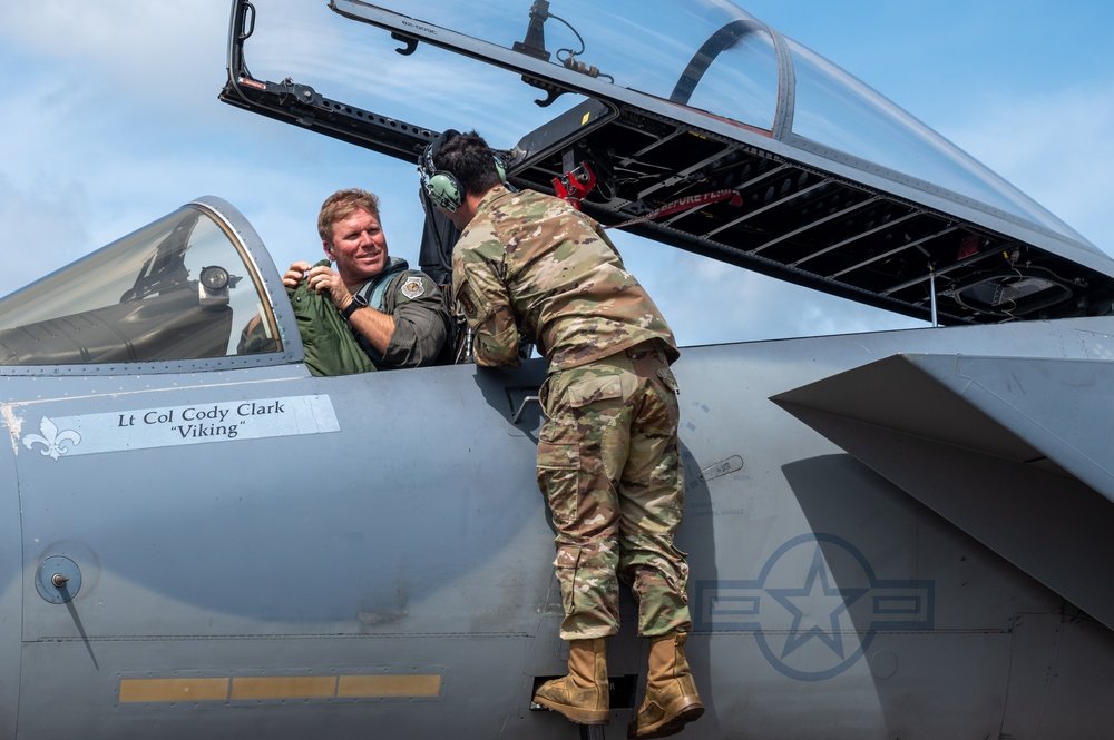 2nd Bomb Wing Integrates with Key Partners at Chennault International Airport