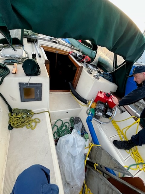 Coast Guard crew rescues 5 people from sailboat off New Jersey