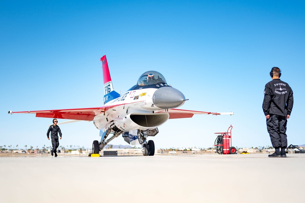 The F-16 Viper Demo Team soars over Yuma