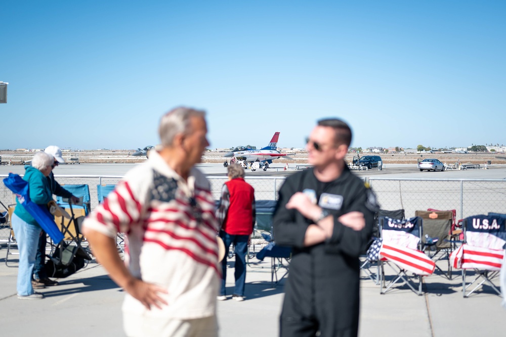 The F-16 Viper Demo Team soars over Yuma