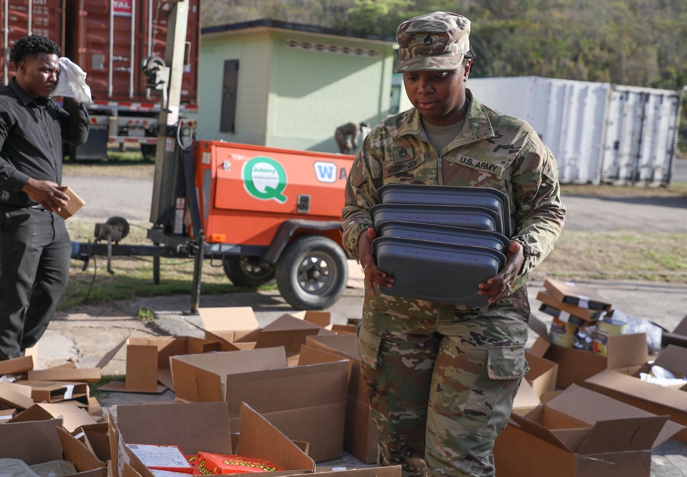 Small, but mighty 5001st Field Feeding Company fuels 1000 troops at TRADEWINDS 25