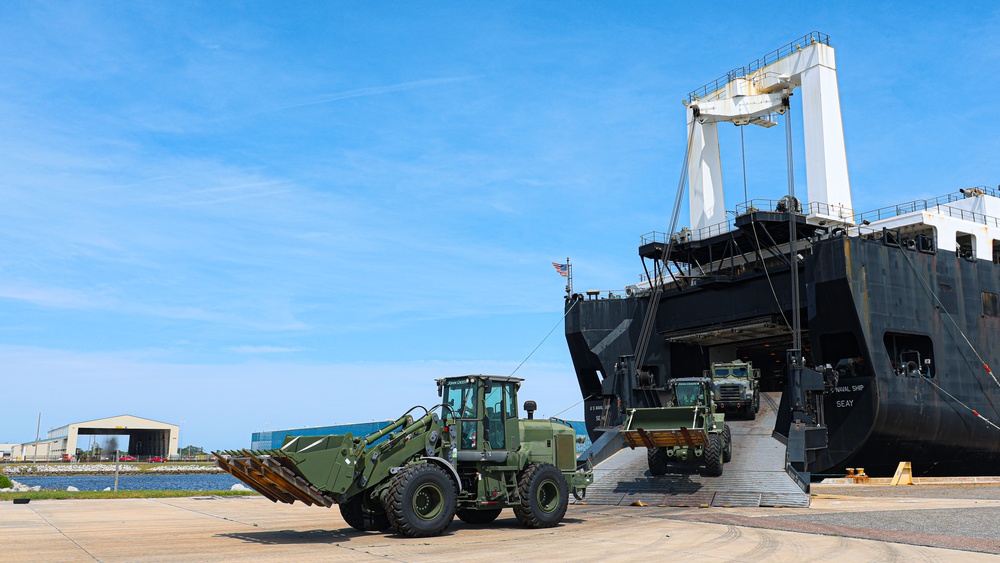 USNS Seay Offload