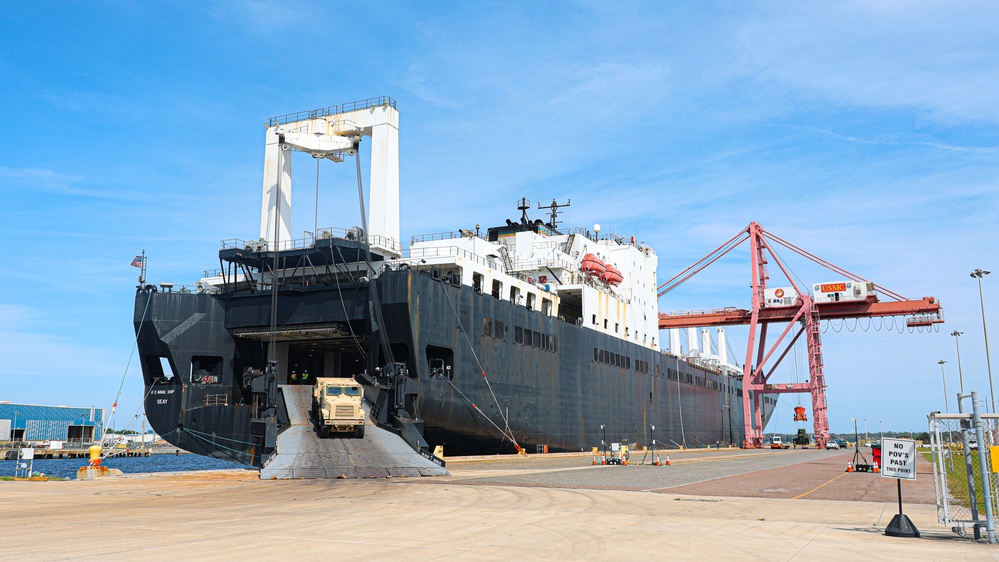 USNS Seay Offload