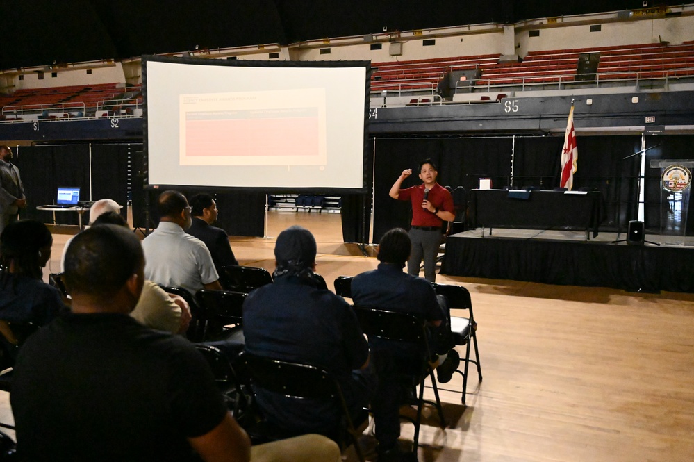 Civilian Employees Honored for Exceptional Service to DC National Guard