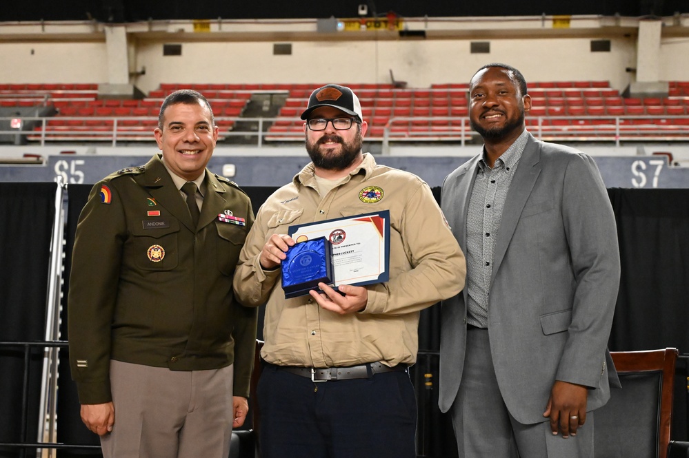 Civilian Employees Honored for Exceptional Service to DC National Guard