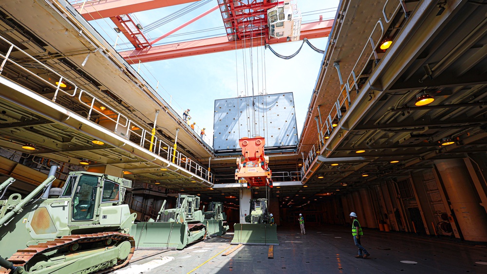 USNS Seay Offload