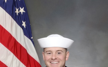 Williams Earns Military Excellence Award at Recruit Training Command