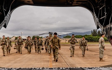 University of Hawaii Army ROTC Cadets Conduct Cold Load Training with 25th Combat Aviation Brigade at Wheeler Army Airfield