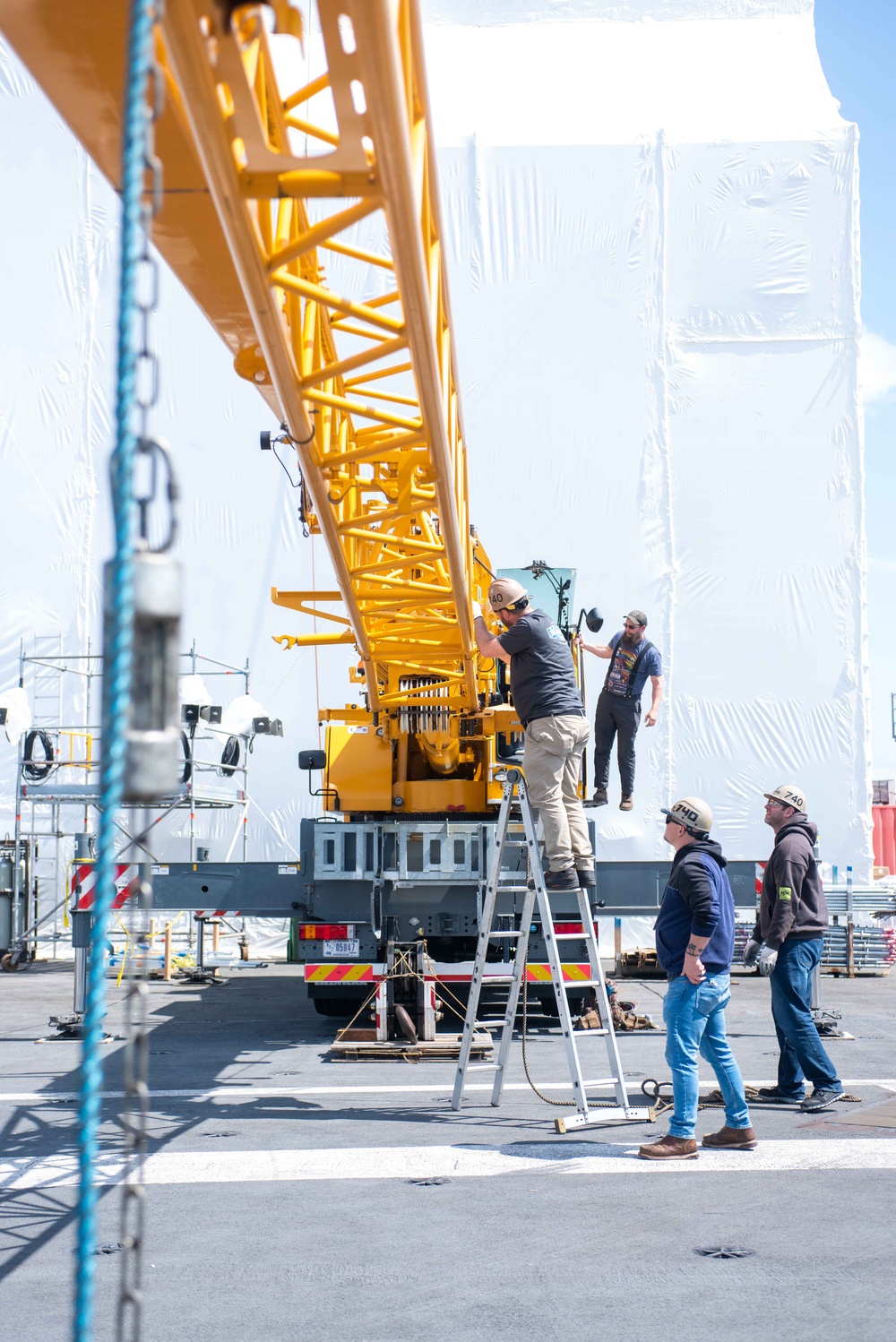 PSNS workers perform maintenance aboard USS Ronald Reagan (CVN 76)