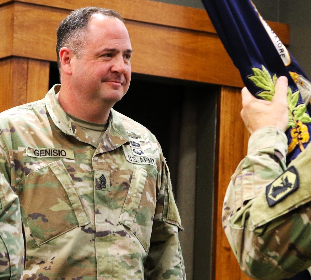 MOLINE POLICE LIEUTENANT AND COMBAT VETERAN RETIRES FROM THE ILLINOIS ARMY NATIONAL GUARD WITH TOP ENLISTED RANK, OVER 30 YEARS OF SERVICE