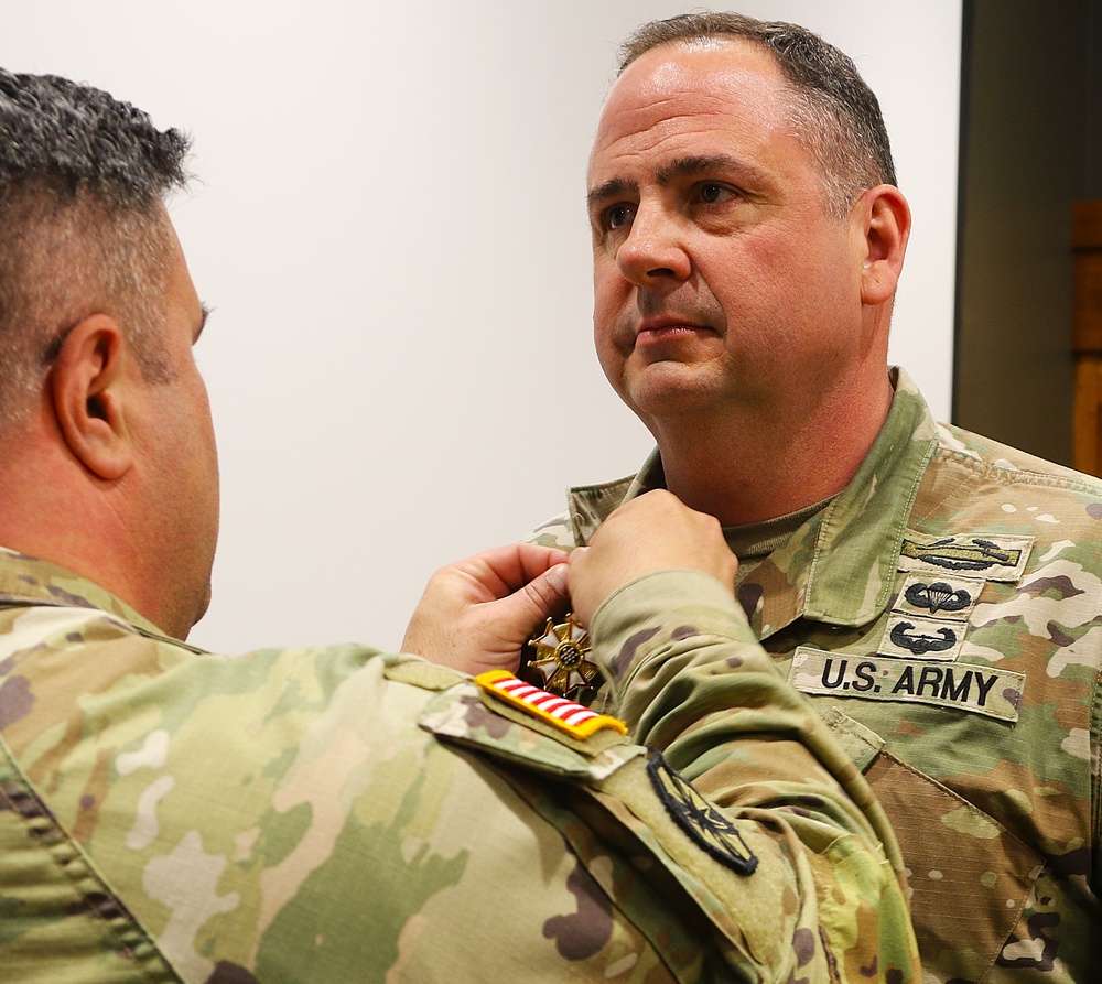 MOLINE POLICE LIEUTENANT AND COMBAT VETERAN RETIRES FROM THE ILLINOIS ARMY NATIONAL GUARD WITH TOP ENLISTED RANK, OVER 30 YEARS OF SERVICE