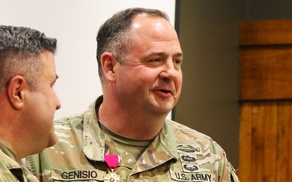 MOLINE POLICE LIEUTENANT AND COMBAT VETERAN RETIRES FROM THE ILLINOIS ARMY NATIONAL GUARD WITH TOP ENLISTED RANK, OVER 30 YEARS OF SERVICE