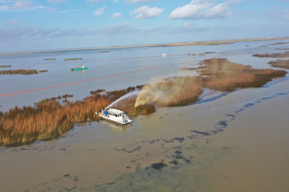 Unified Command continues response to release near Garden Island Bay, LA
