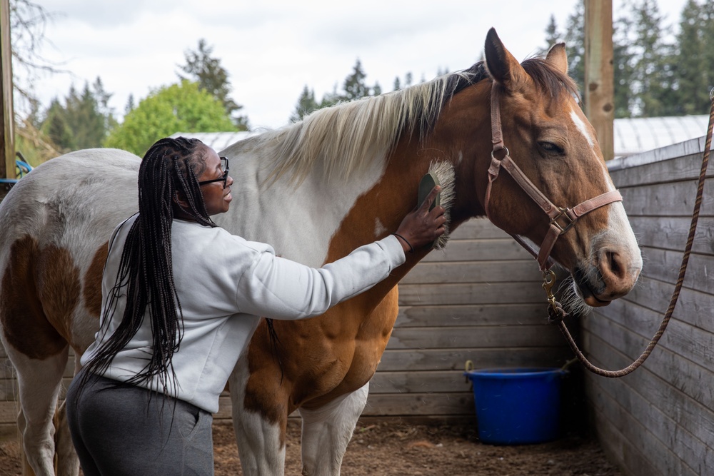 Soldiers from 201st E-MIB THRIVE at Healing Hearts Ranch