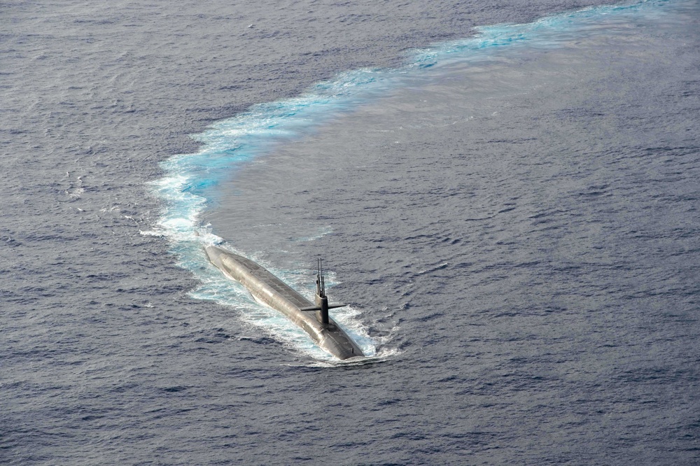 USS Kentucky Operates With Surface and Aerial Assets