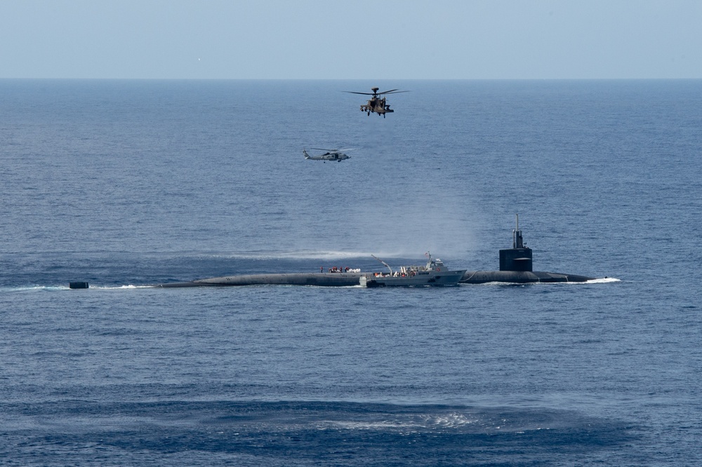 USS Kentucky Operates With Surface and Aerial Assets