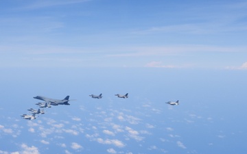 Australia, Philippines and U.S. conduct multilateral Maritime Cooperative Activity